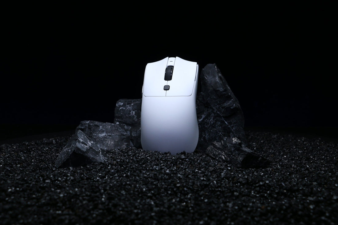 What Is the Ideal Weight for a Gaming Mouse? - RAWM GAMING