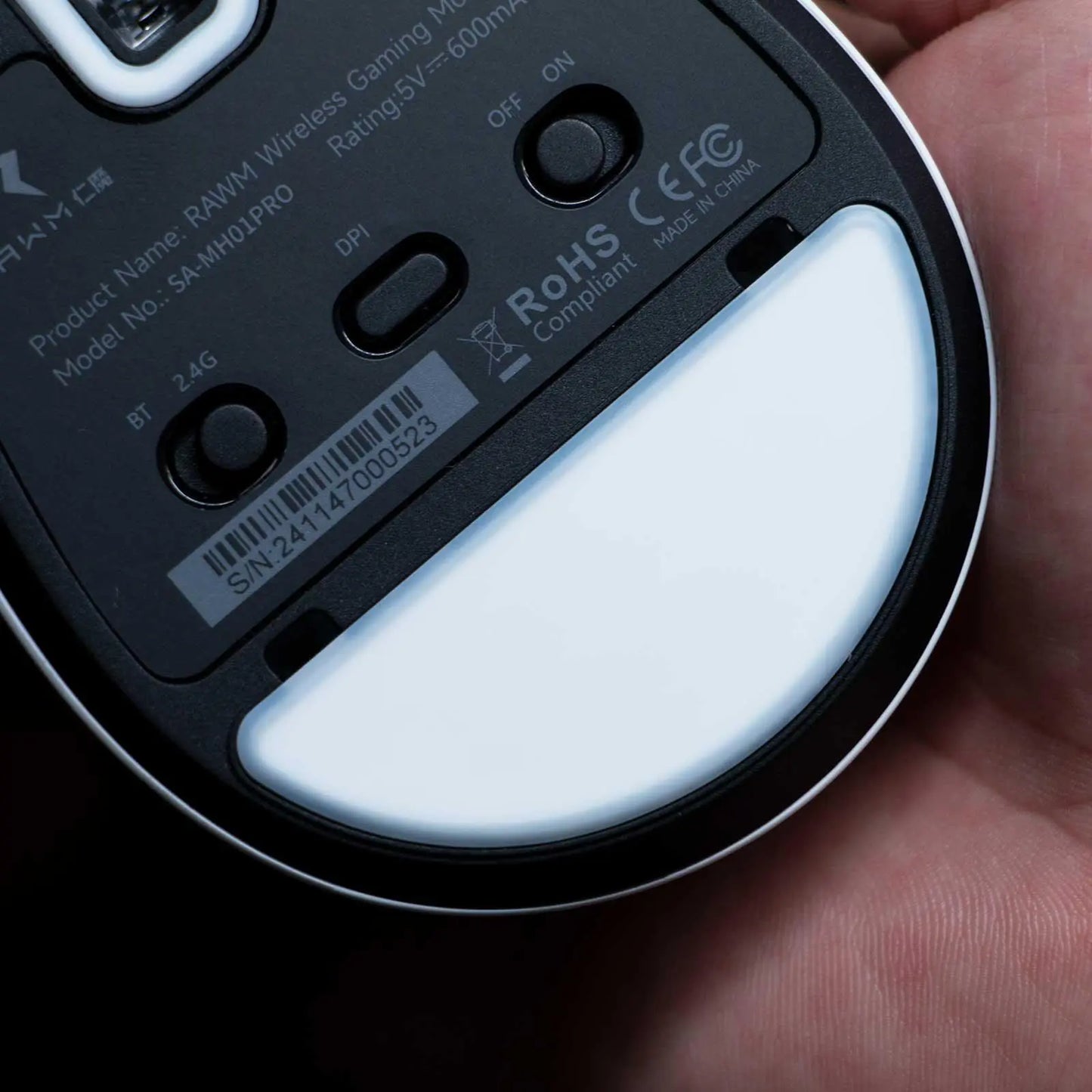 white computer mouse wireless