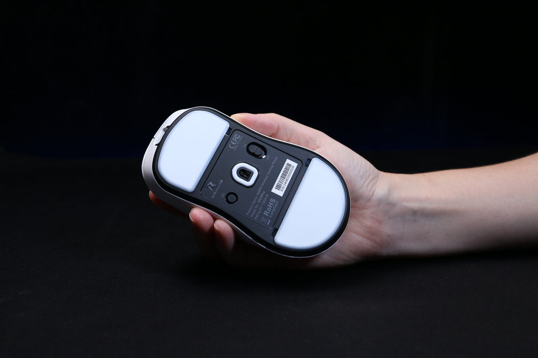 gaming mouse with hot swappable switches