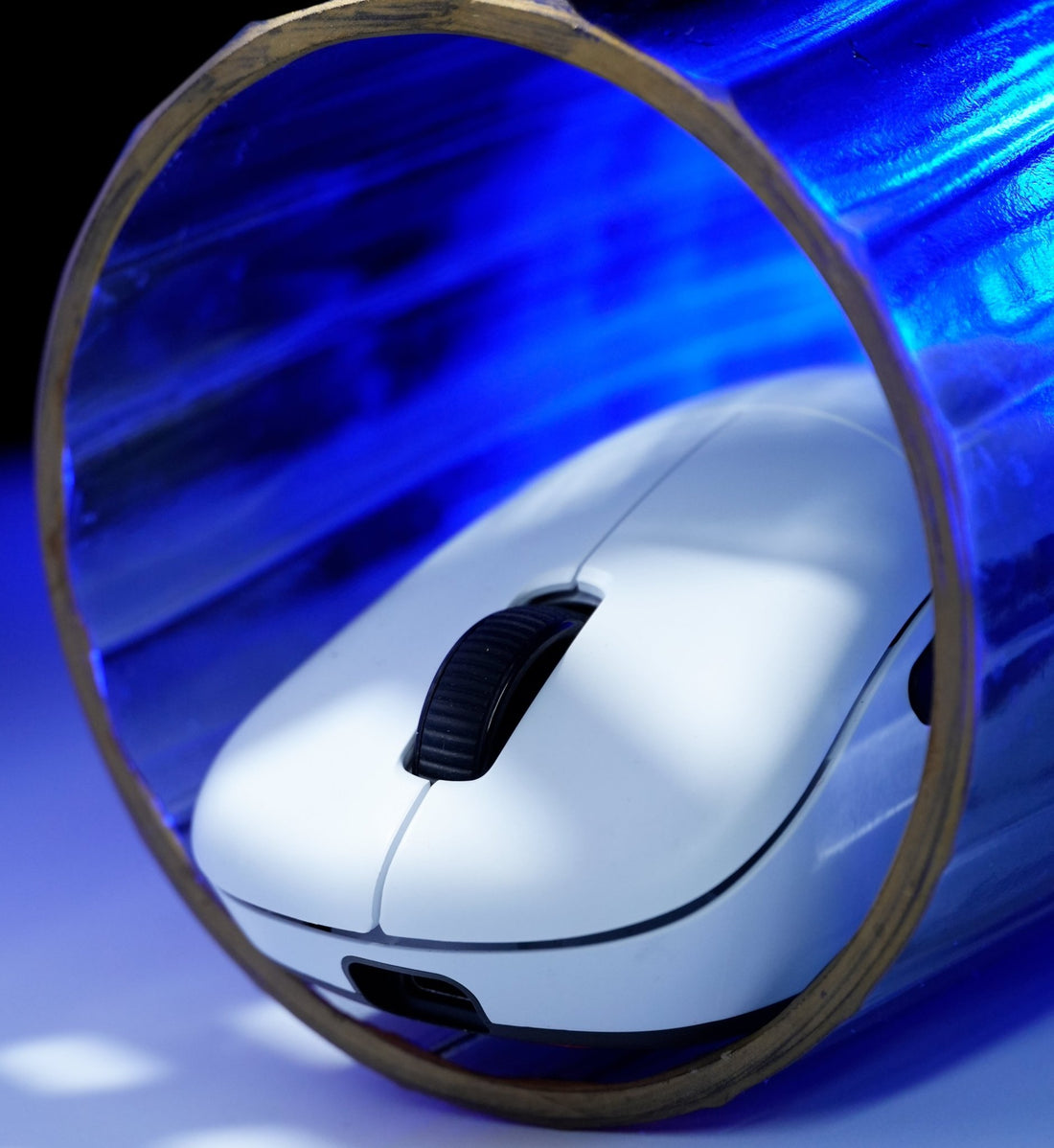 Can I travel with a wireless mouse? - RAWM GAMING