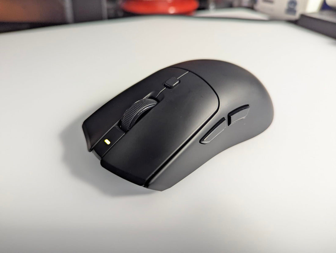 Is a Light or Heavy Mouse Better for Gaming Performance - RAWM GAMING