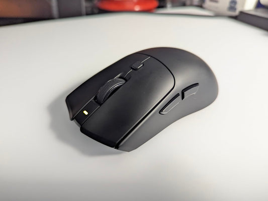 Is a Light or Heavy Mouse Better for Gaming Performance - RAWM GAMING