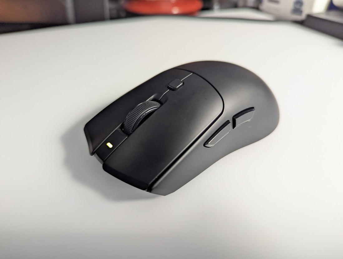 Is a Light or Heavy Mouse Better for Gaming Performance - RAWM GAMING